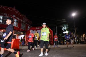 BIB: 4034
                            <button type="button" onclick="openModal(26262267)" class="btn btn-primary btn-sm float-right btn-popup" data-toggle="modal" data-target=".modal-high-quality">
                        <i class="fas fa-shopping-cart"></i> Add to Cart
                    </button>
                                            <button type="button" onclick="isThisMe(26262267, true)" class="btn btn-success btn-sm float-right btn-popup btn-isme hidden" data-toggle="tooltip" data-placement="bottom" title="นี่คือรูปของคุณใช่ไหม คลิกที่นี่เพื่อเอาเข้าอัลบั้ม">
                        <i class="fas fa-plus"></i> Add to album
                    </button>
                    <button type="button" onclick="isThisMe(26262267, false)" class="btn btn-warning btn-sm float-right btn-popup btn-isnotme hidden">
                        <i class="fas fa-ban"></i> Remove from album
                    </button>